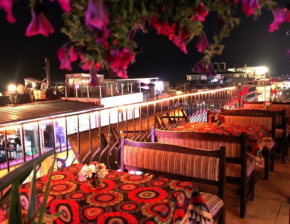 Star Hotel Istanbul 3*,